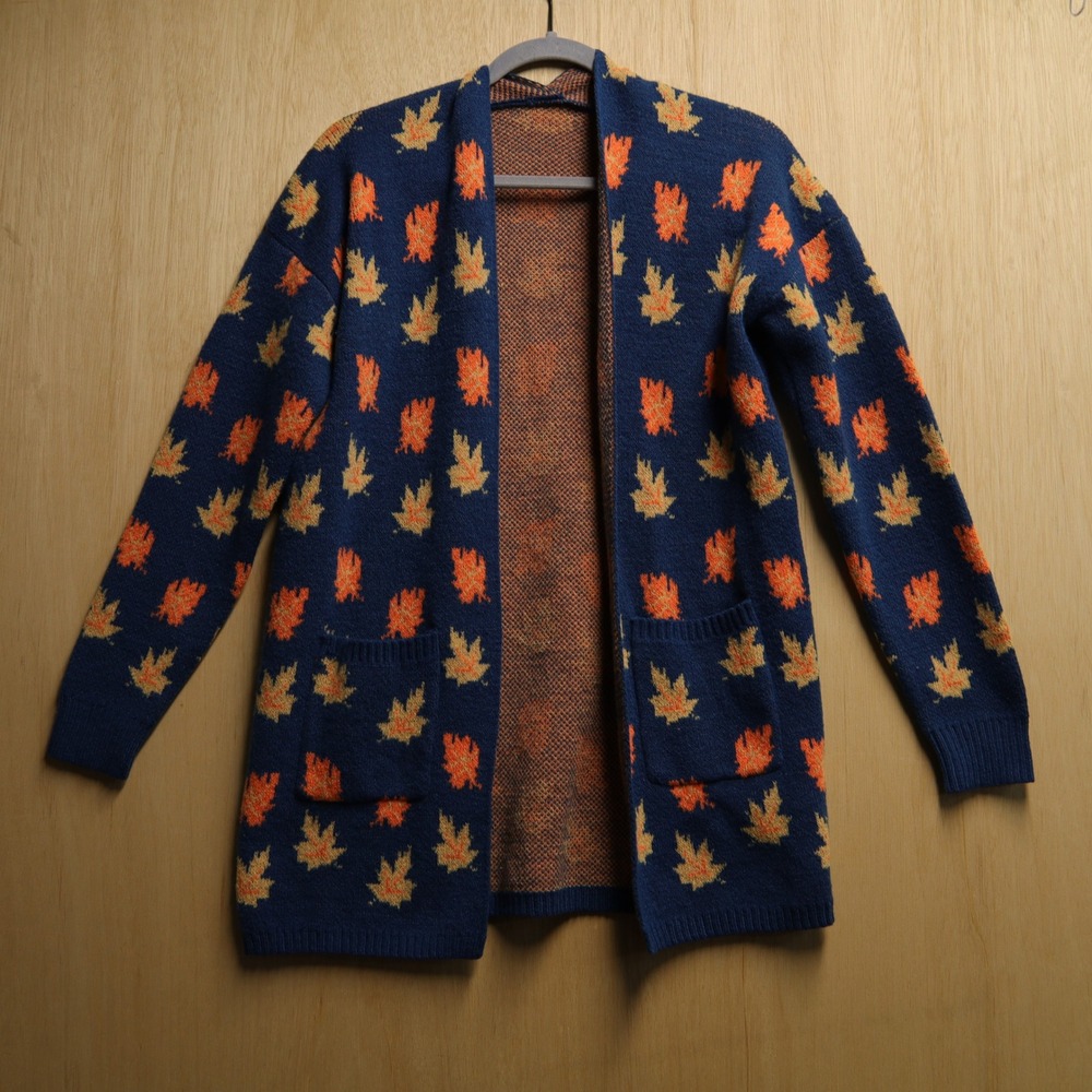 Autum Blue Maple Leaf Intarsia Knit Open Front Cardigan Sweater with Pockets